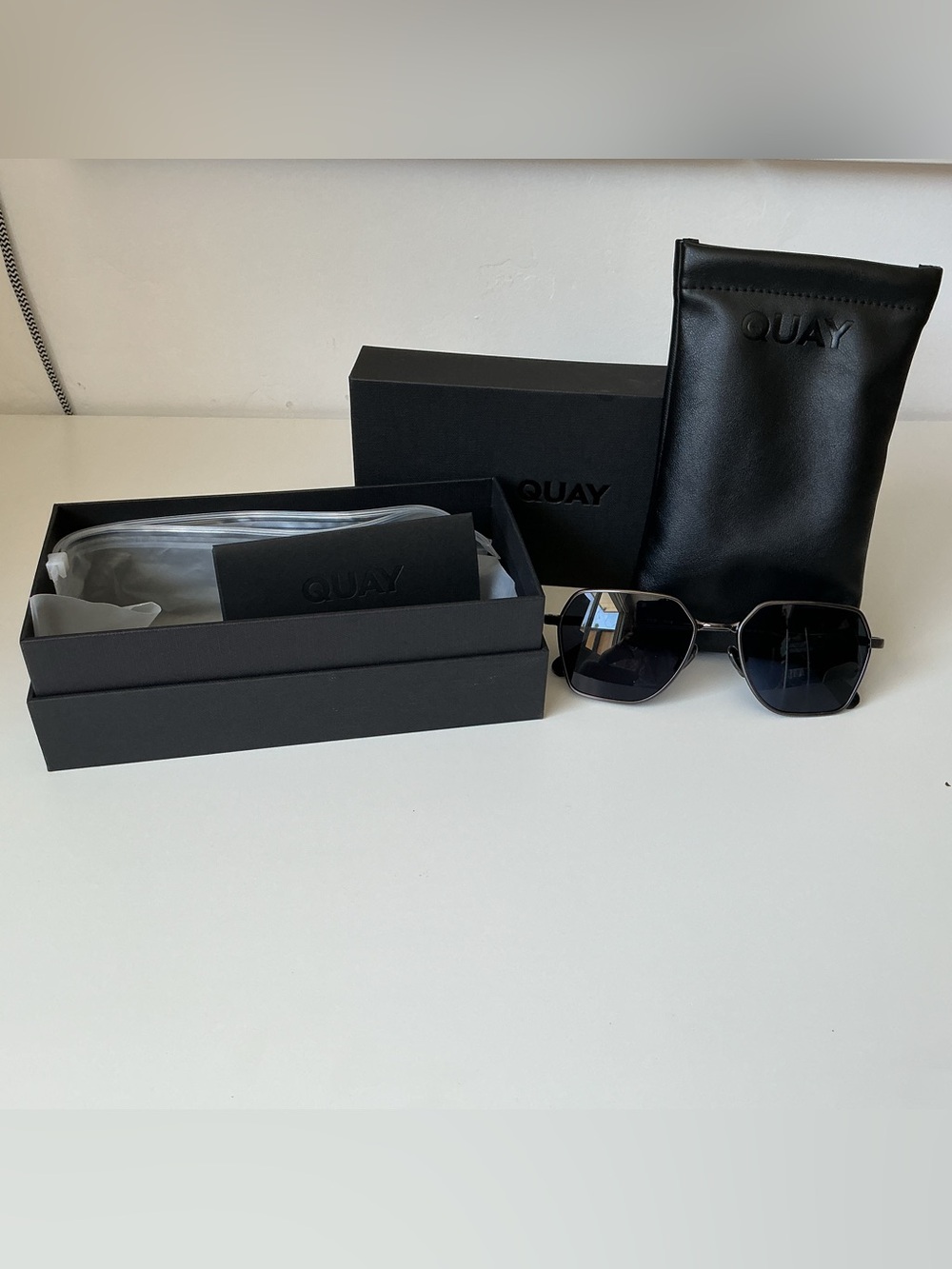 Quay Australia “World Tour” Sunglasses Set Brand New
